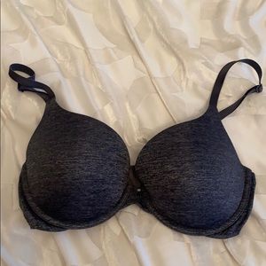 Victoria’s Secret Bra 34D